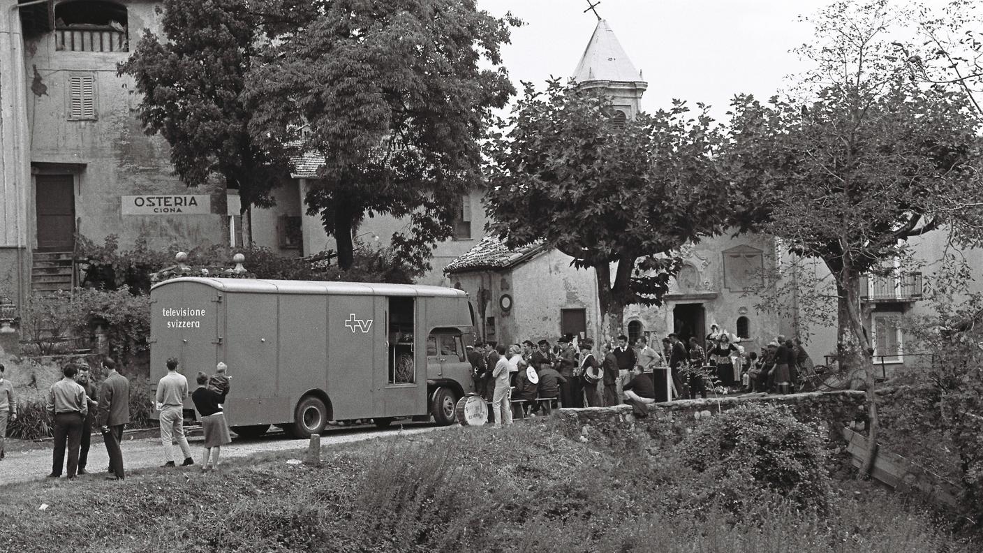 L'Olanda saluta la Svizzera. Carona (Ciona), 1968