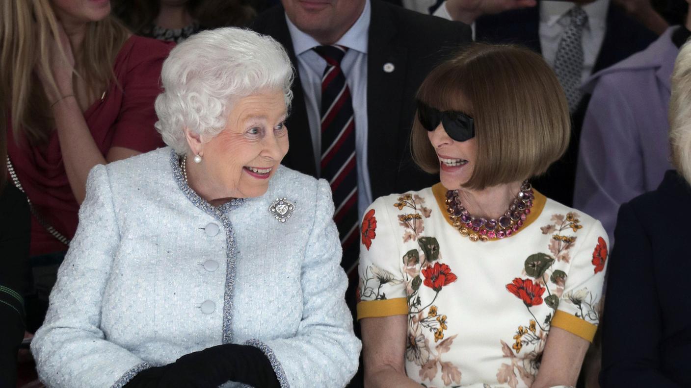 Anna Wintour con la regina Elisabetta II, Londra, 2018