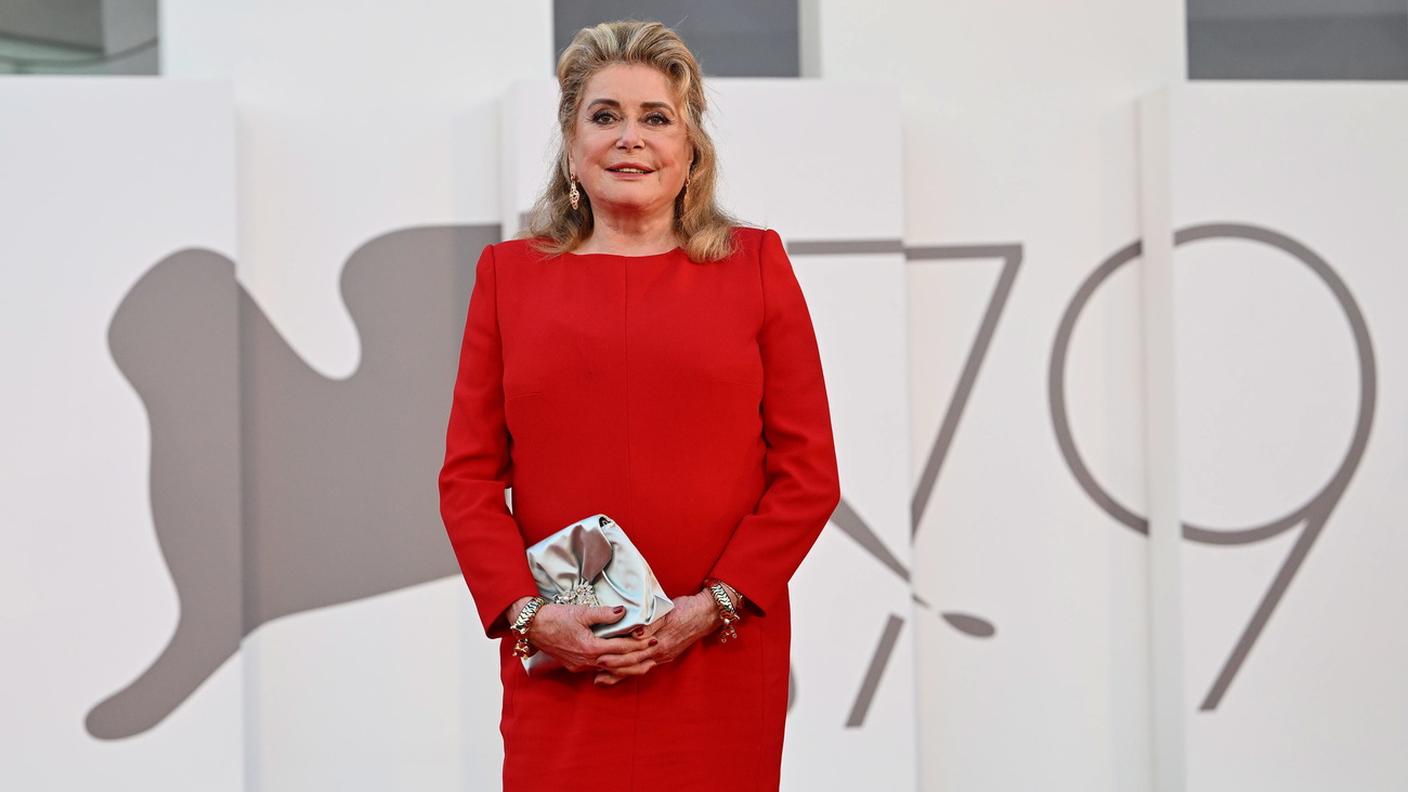 Catherine Deneuve era l'invitata d'onore della cerimonia di apertura