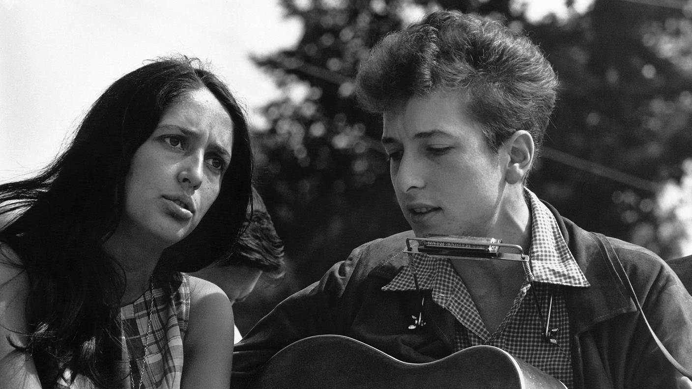 Il cantautore con Joan Baez, 1963