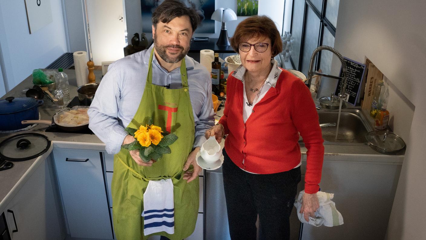Christian insieme alla mamma Brigitte arrivata da Parigi per cucinare il piatto scelto. 