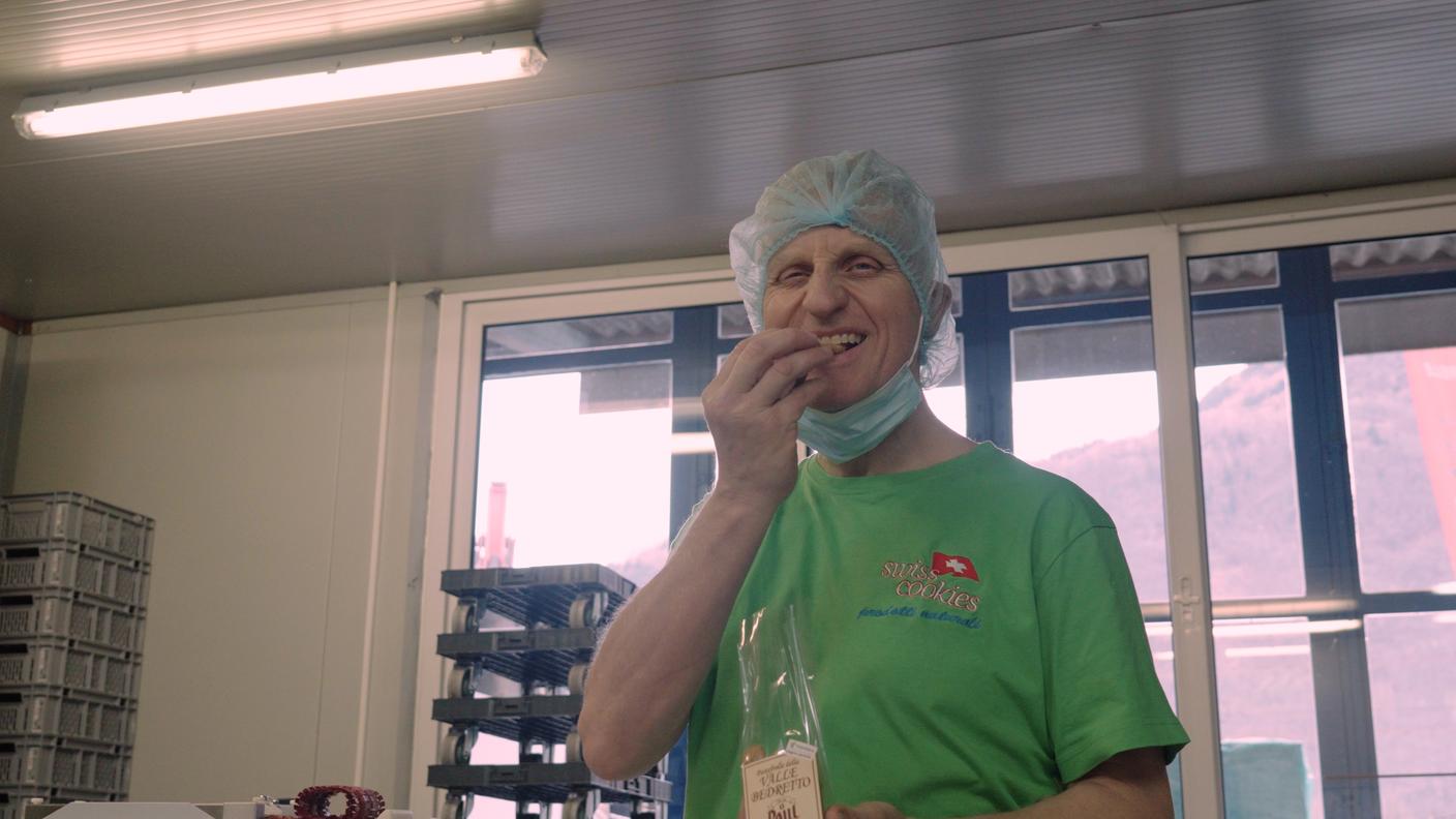 «Assaggio sempre i miei biscotti, non mi stufo mai» racconta Paul Forni