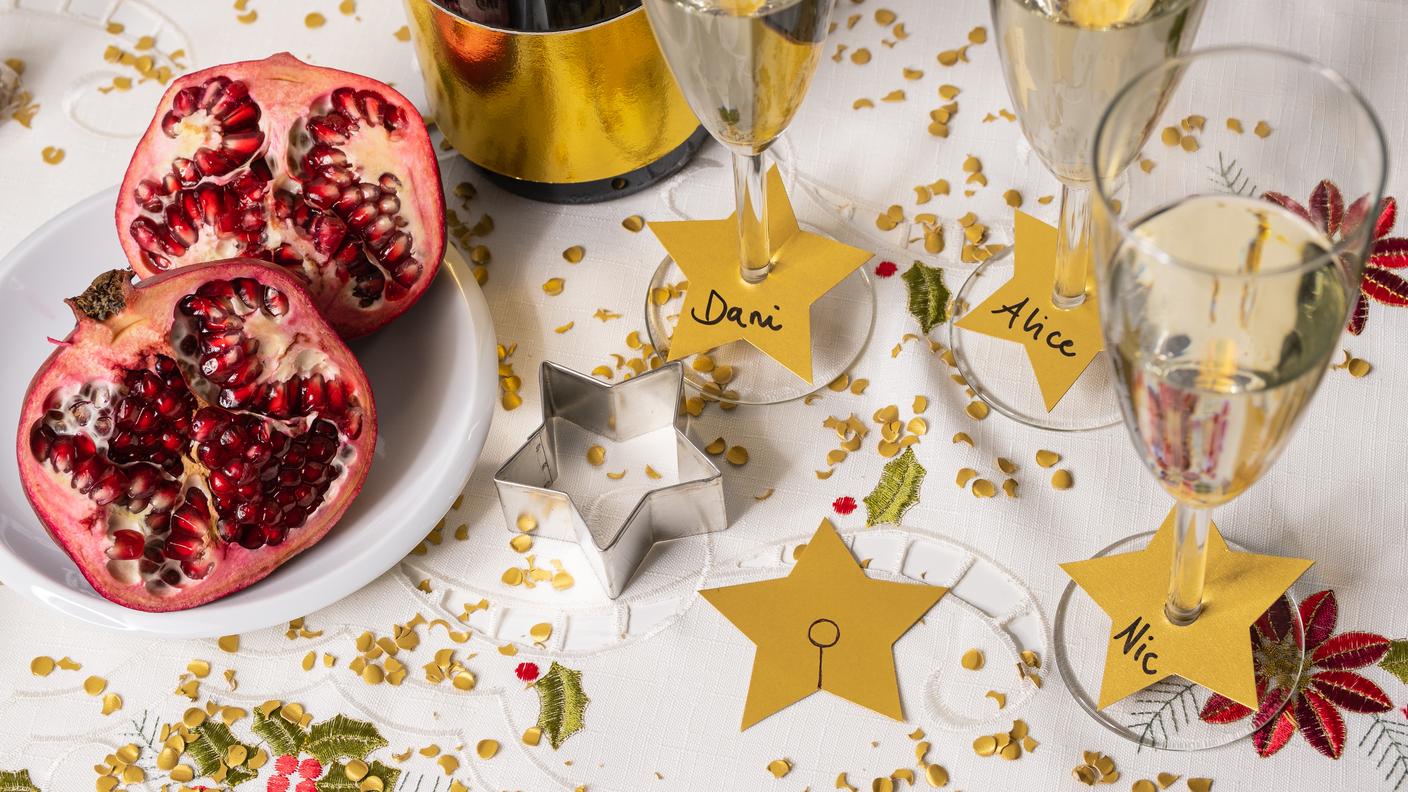 tavola di capodanno - segna bicchieri