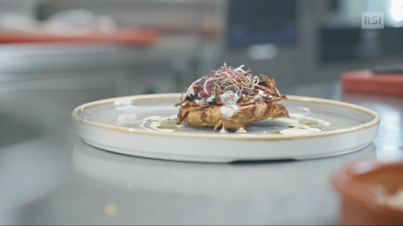 Carciofo alla Giudia ripieno di agnello, menta e salsa allo Zincarlin - Bistrot 3544 - Chef Antonio Di Nallo