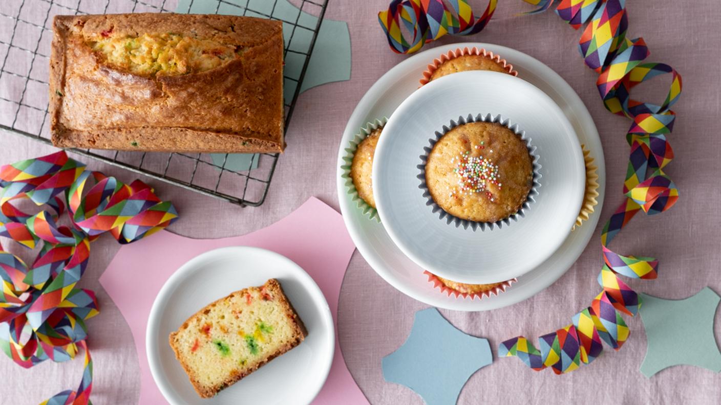 Da sinistra caraway seeds cake, muffins
