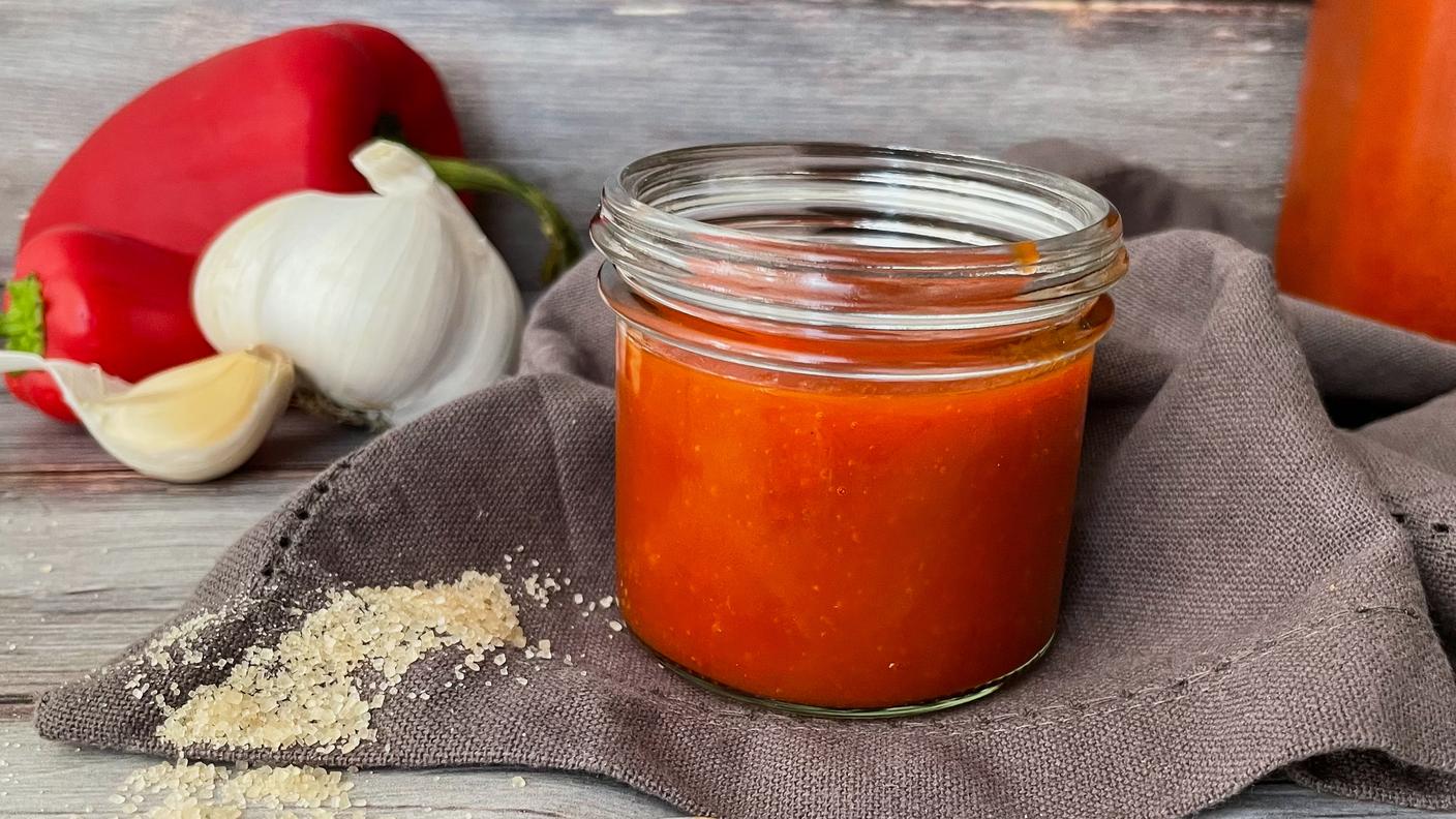 Salsa piccante fermentata.jpg