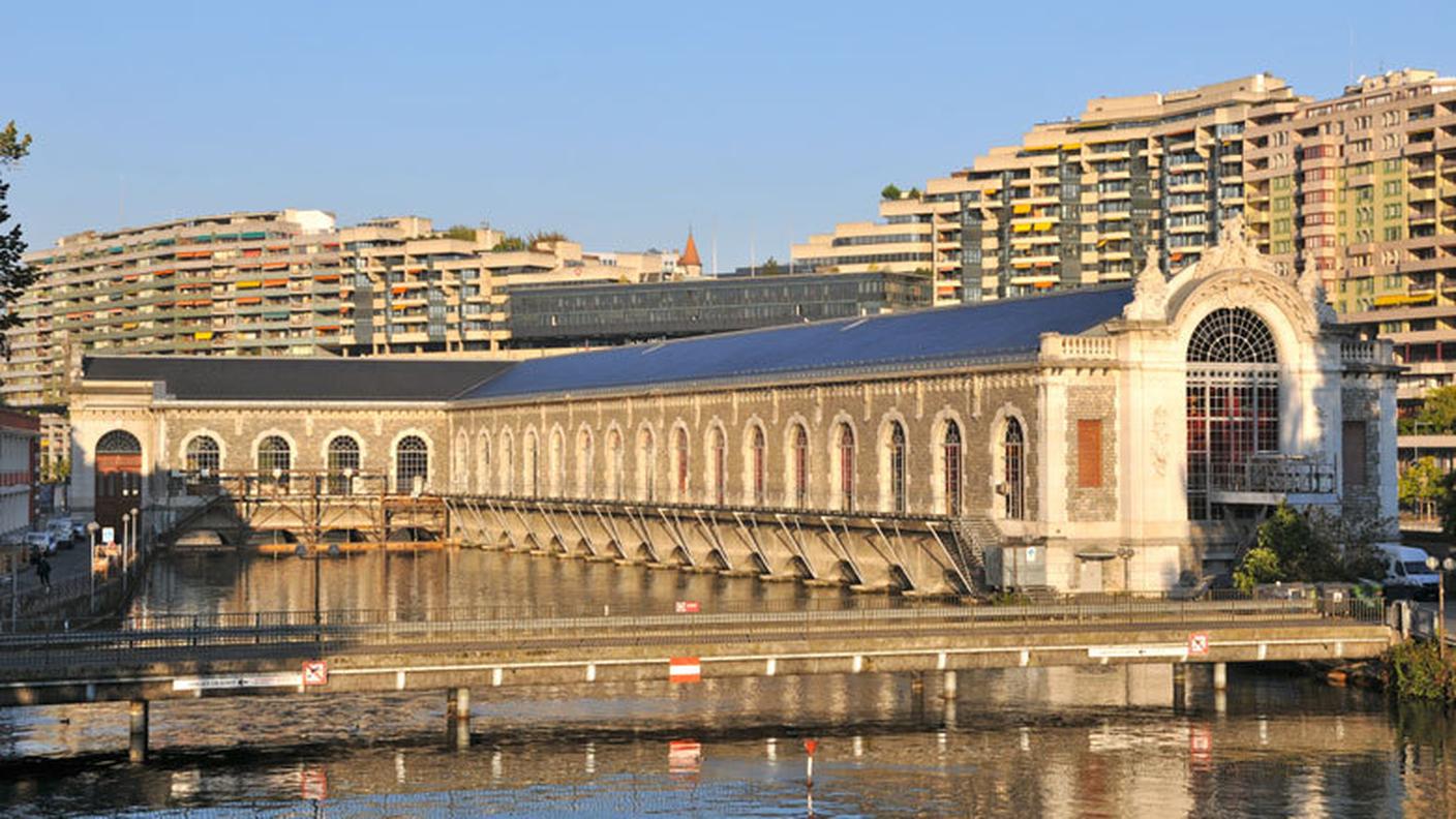 La cerimonia si svolge al Bâtiment des Forces Motrices