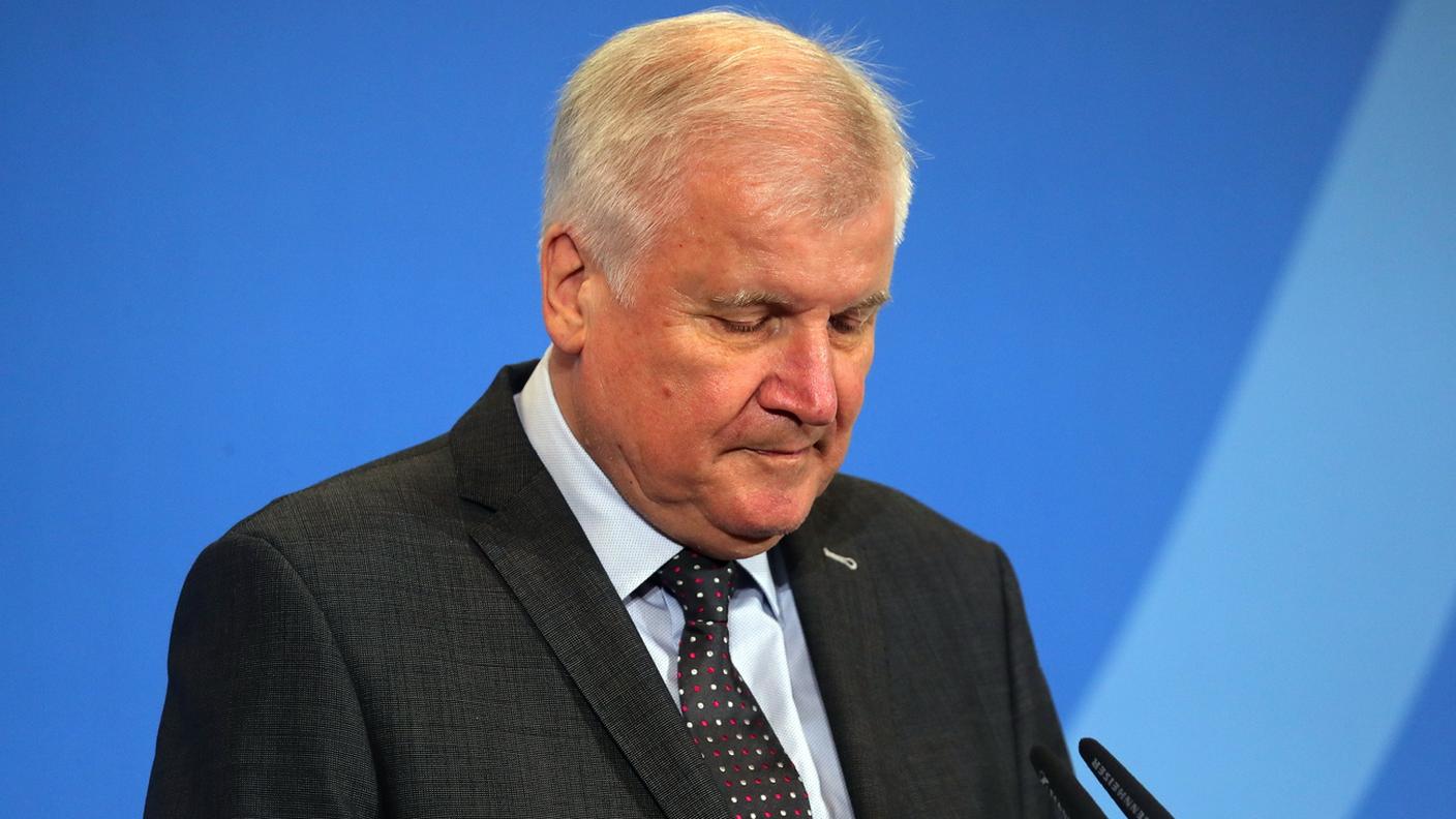 Il ministro dell'interno Horst Seehofer lo aveva difeso
