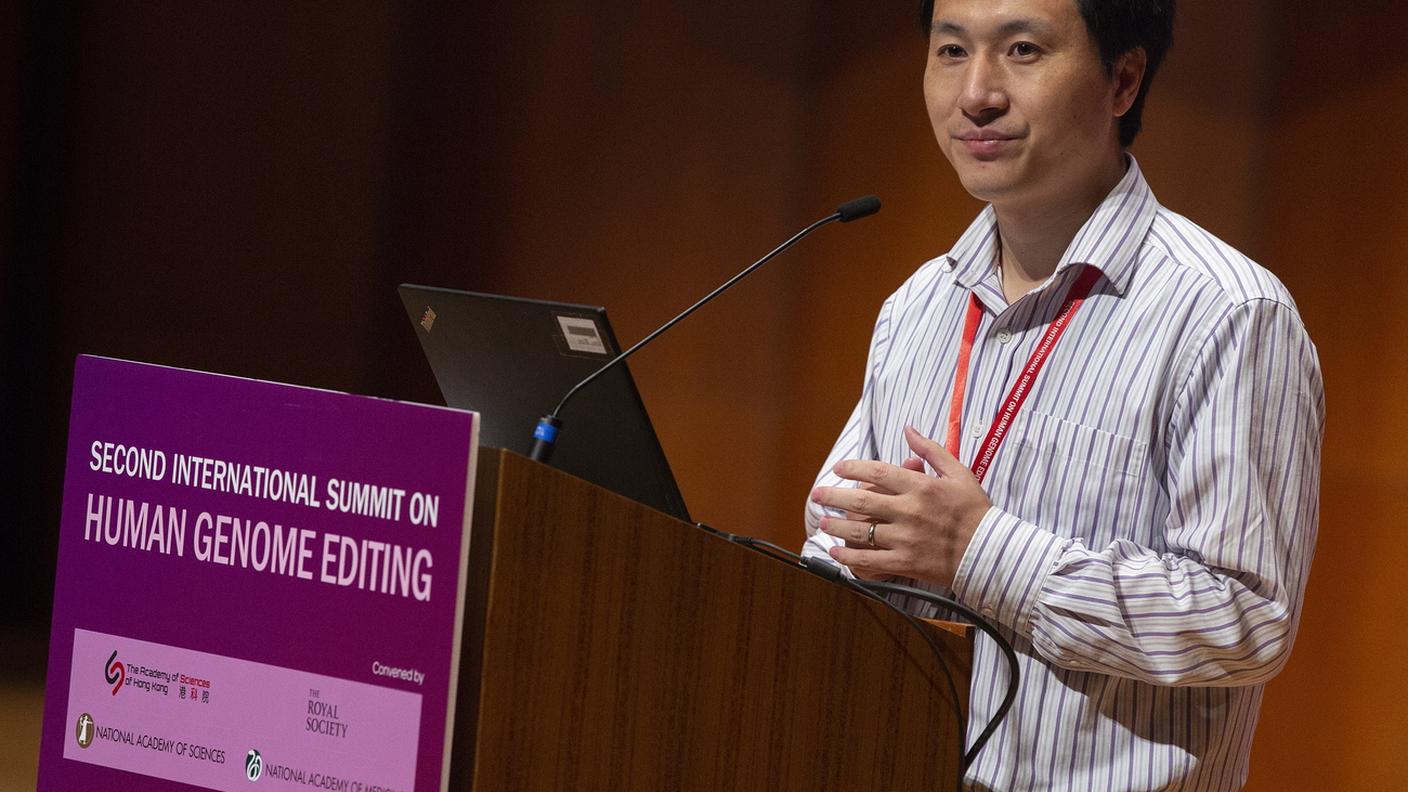 He Jiankui, all'International Summit on Human Genome Editing di Hong Kong