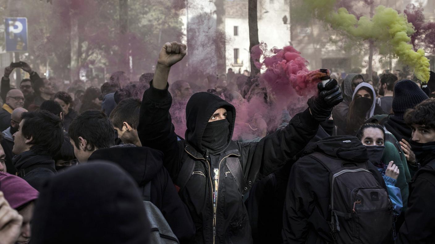 Disordini a Barcellona