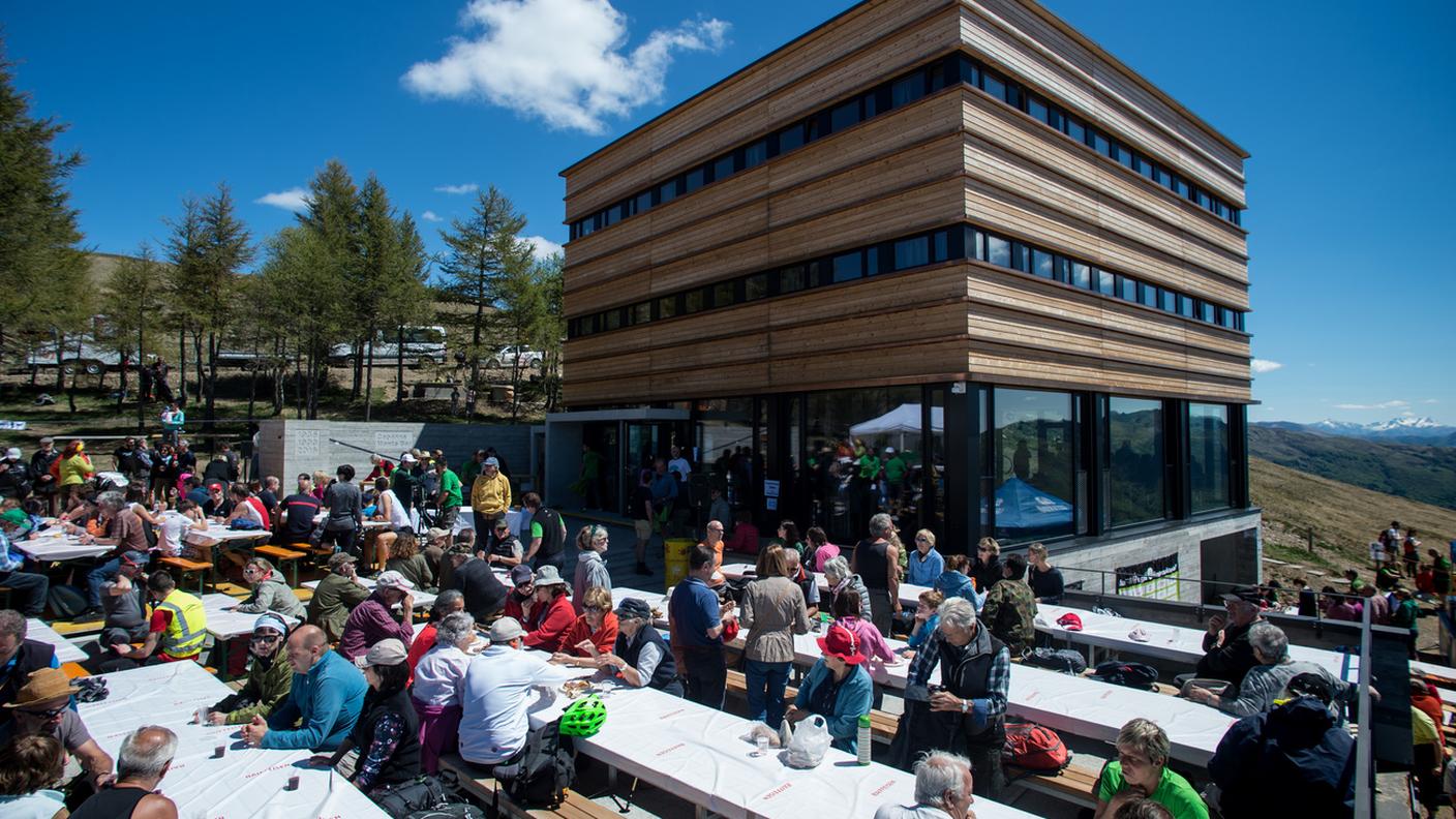 L'inaugurazione della nuova capanna CAS sul Monte Bar nel 2017