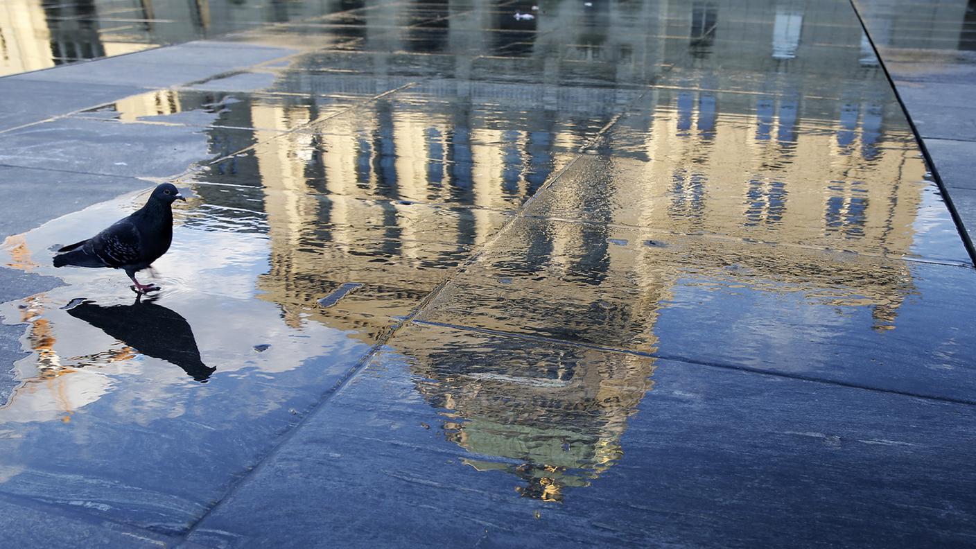 Riflessi di Piazza Federale