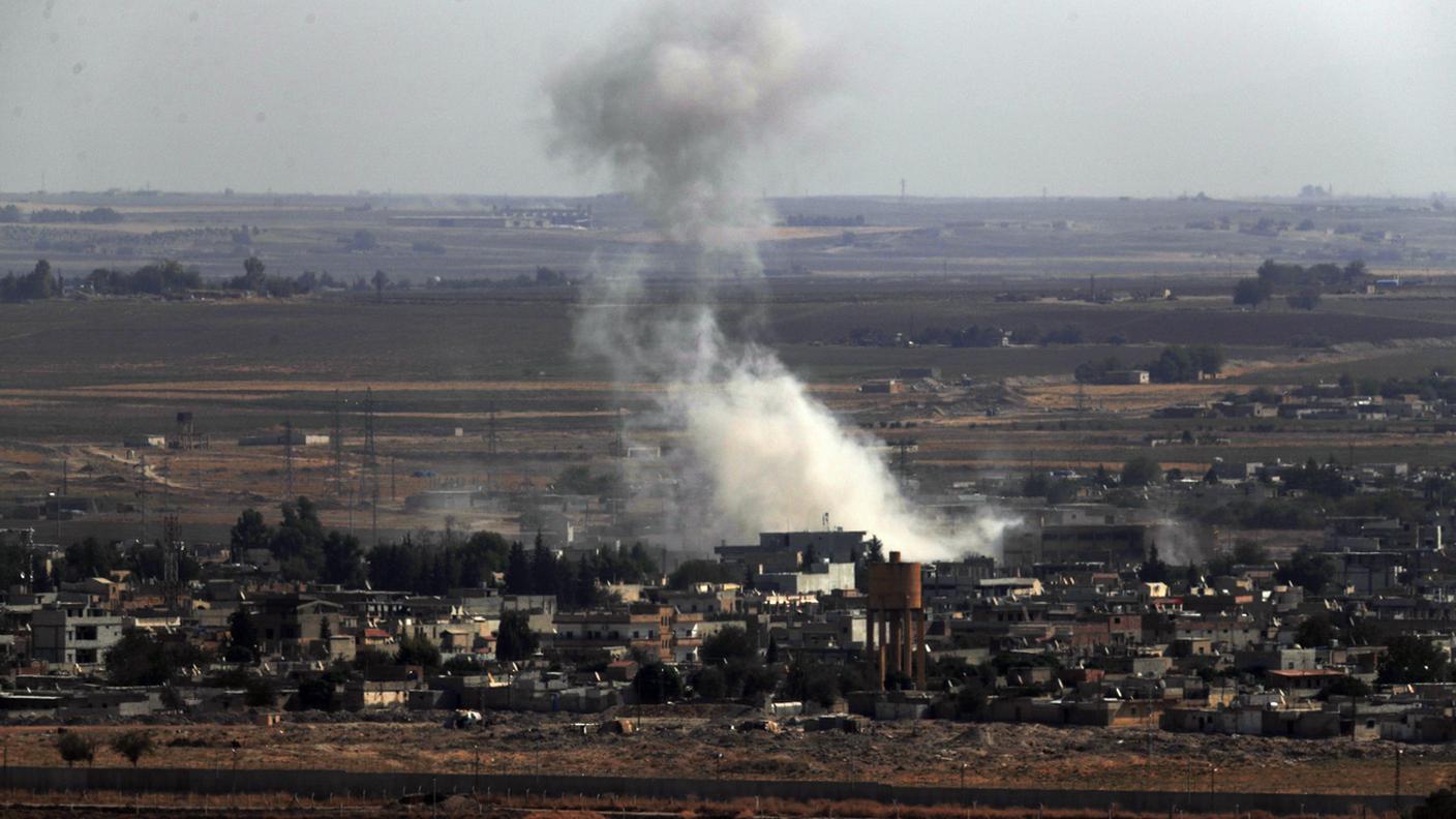 L'offensiva turca nel nord-est della Siria prosegue. Martedì ci sono stati altri bombardamenti a Ras al Ayn