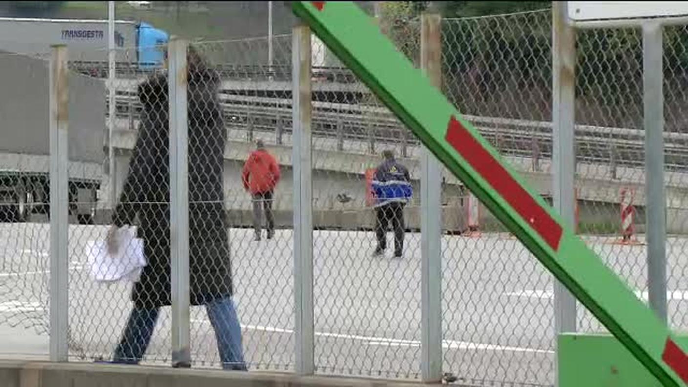 TG  [La1] 2020-04-10 20:01:25 - Nuove misure di sicurezza alla dogana di Chiasso