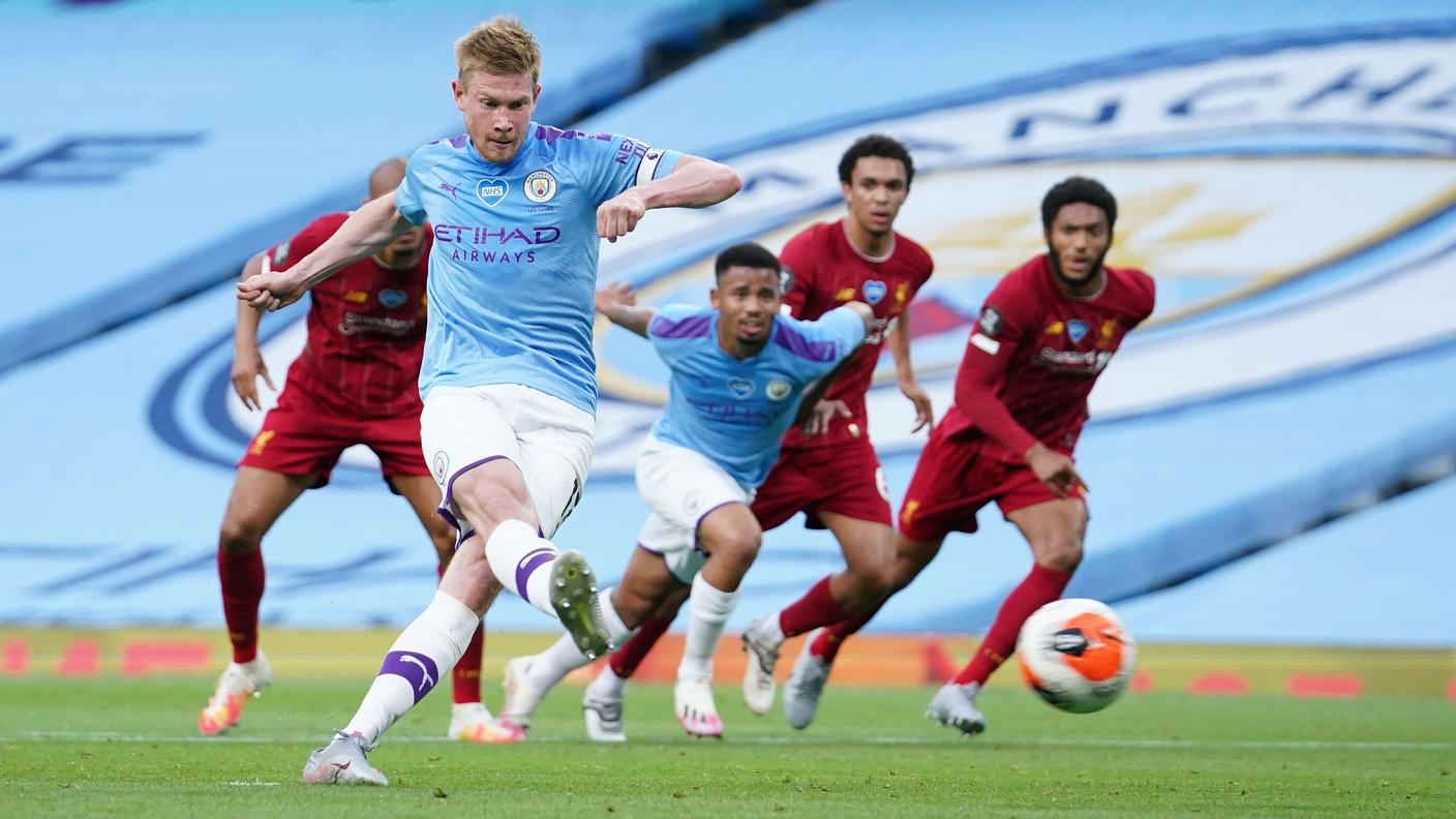 De Bruyne apre il poker dal dischetto