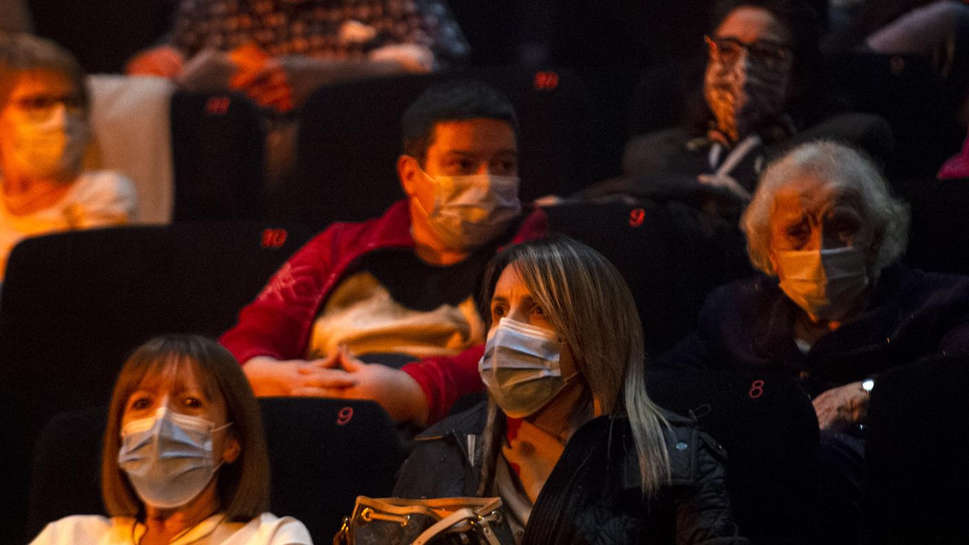 Le precisazioni riguardano anche cinema, teatri, spettacoli e concerti.