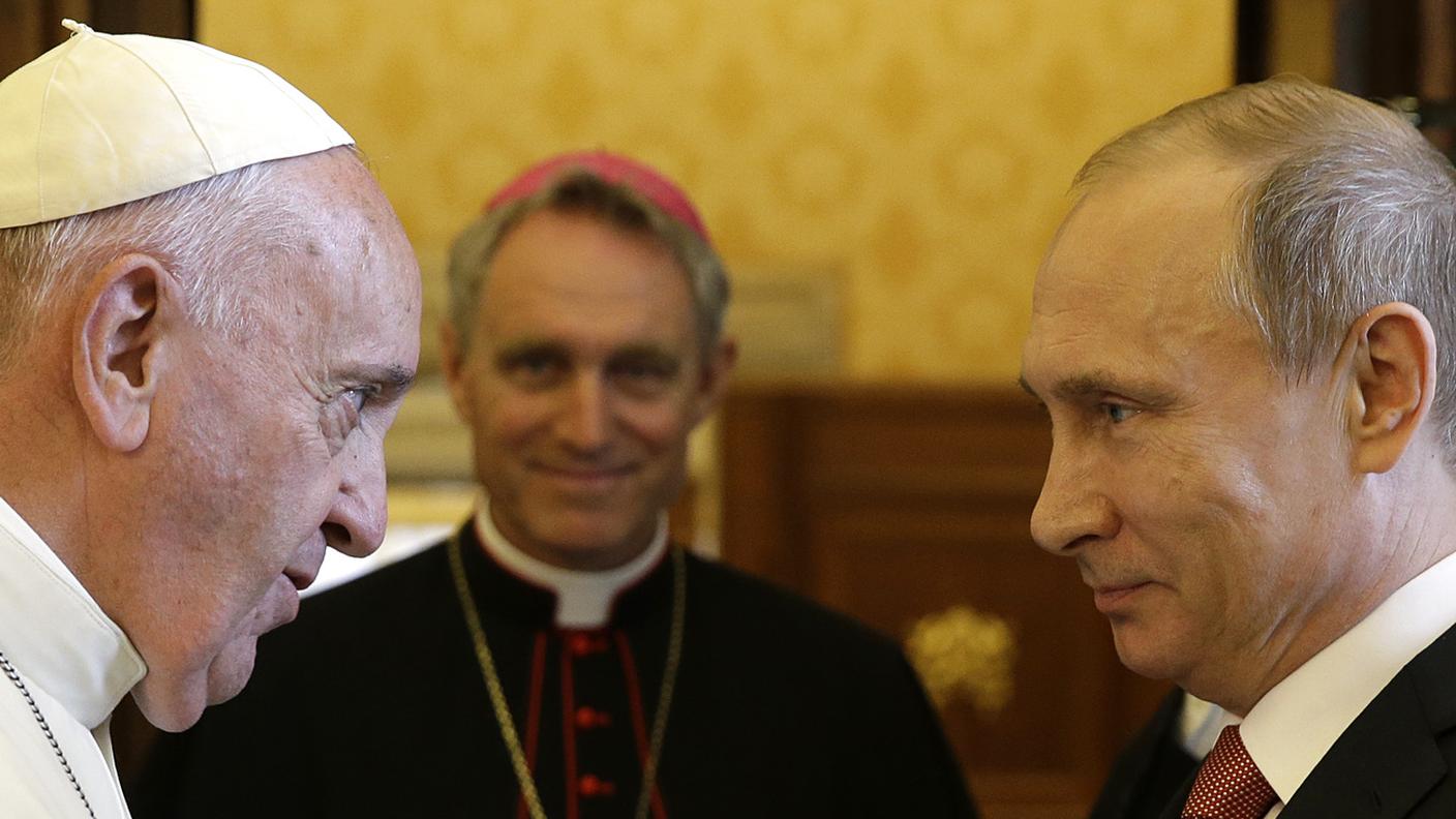 Il Papa ha contattato Vladimir Putin per i corridoi umanitari a Mariupol, senza risultati