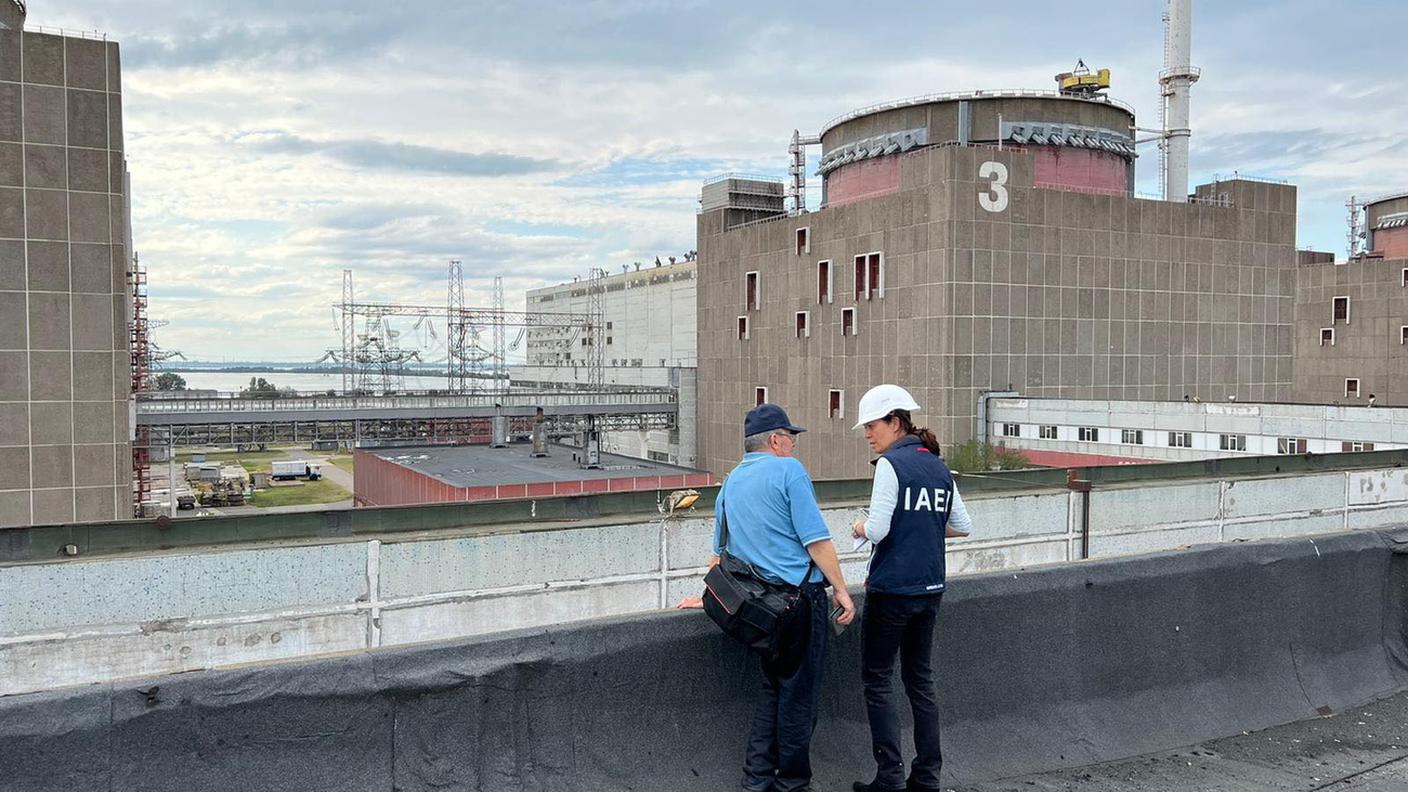 L'AIEA in missione a Zaporizhzhia è preoccupata anche per la condizione degli operatori della centrale.