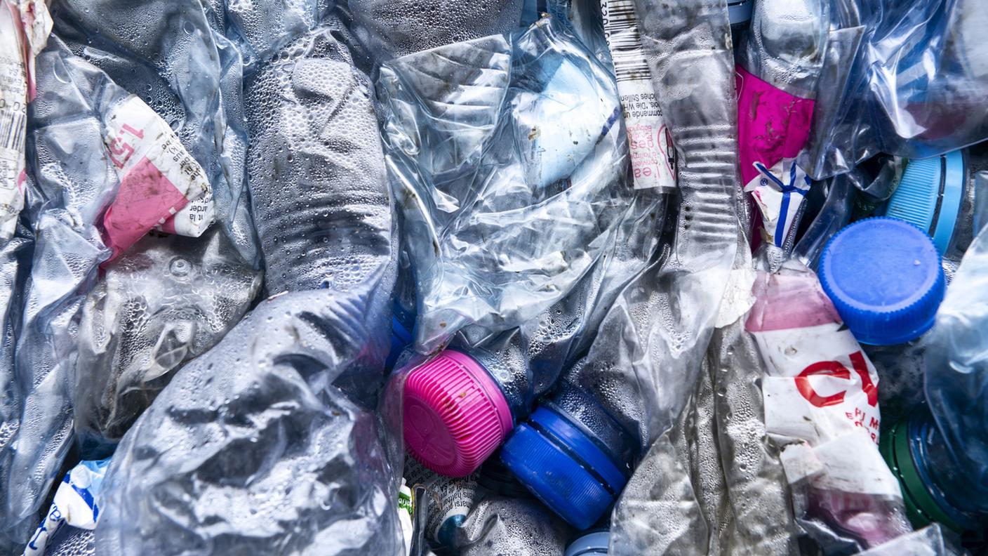 Oggi in Ticino una trentina di Comuni non dispongono ancora di un sistema di separazione delle plastiche