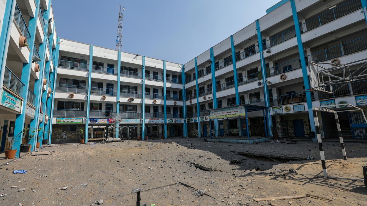 Una delle scuole dell'UNRWA, colpita nei primi giorni del conflitto
