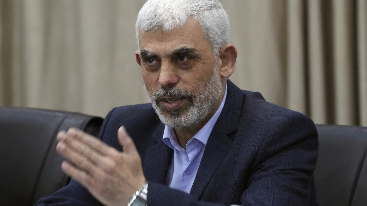 Il numero uno di Hamas nella Striscia di Gaza Yehia Sinwar in una foto del 2022