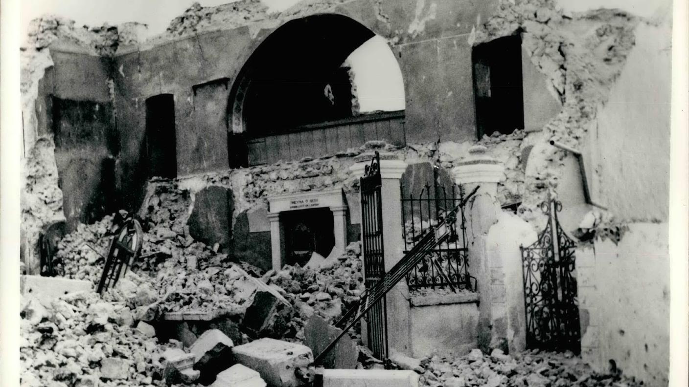 Gli effetti del terremoto di Amorgos - luglio 1956