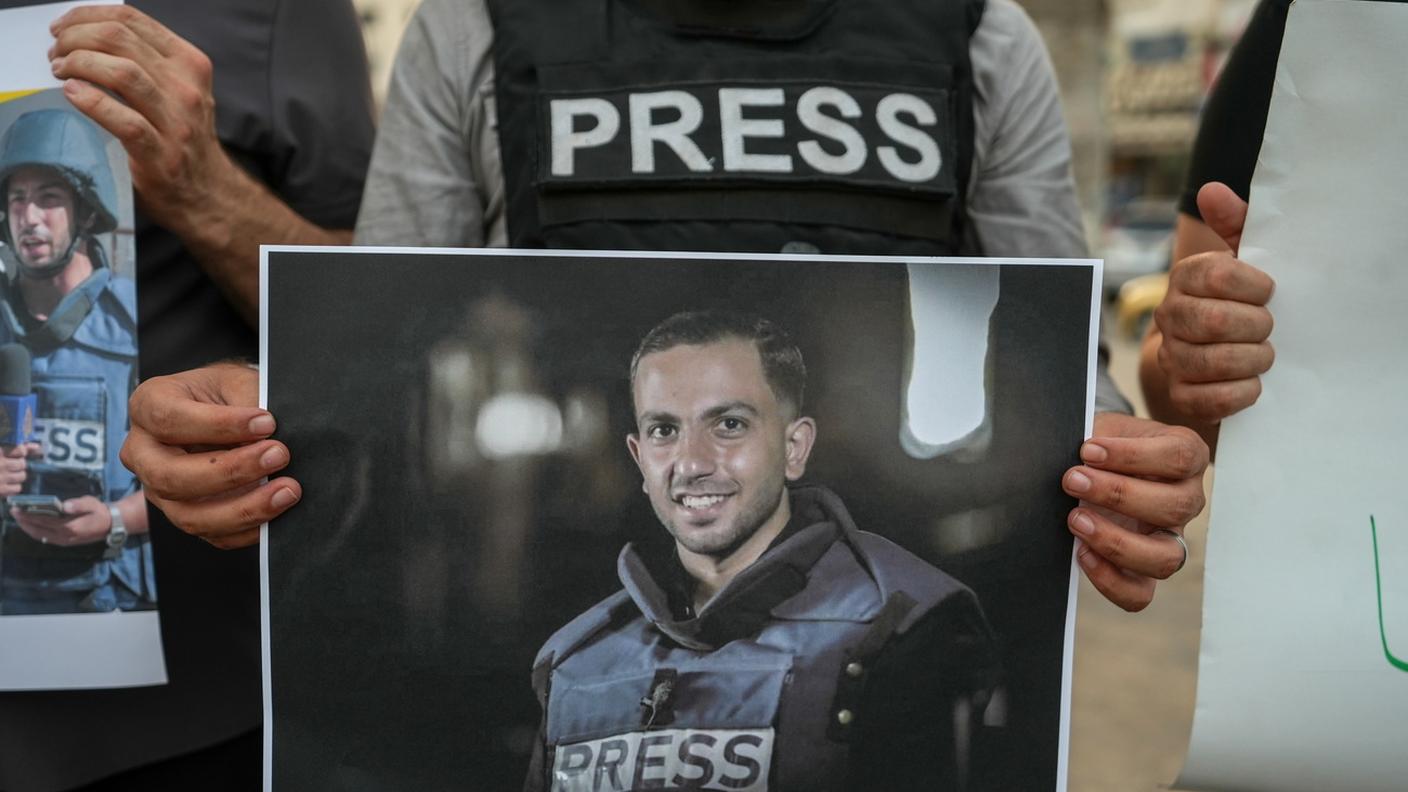 Anas al-Sharif, giornalista ucciso nella striscia di Gaza, 2025