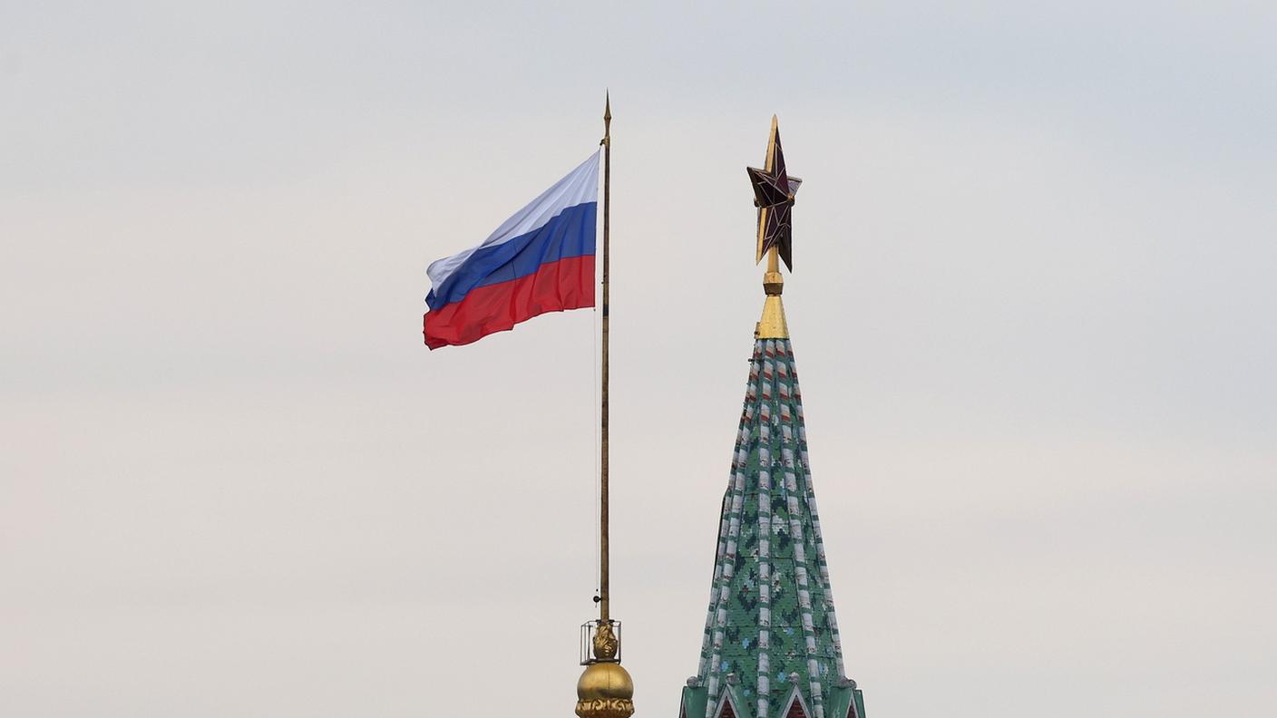 Il Cremlino e la bandiera russa