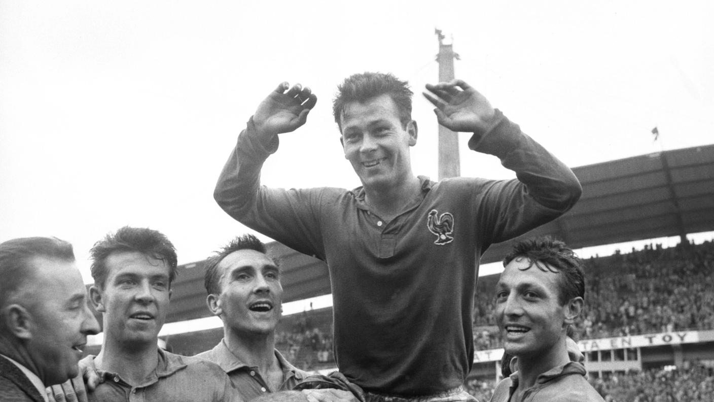 Göteborg – Nya Ullevi, 1958 – Coppa del Mondo di calcio, Partita tra Germania Ovest e Francia. La Francia vince 6–3 e Juste Fontaine segna quattro gol nella partita, diventando capocannoniere del Mondiale con 13 reti complessive.