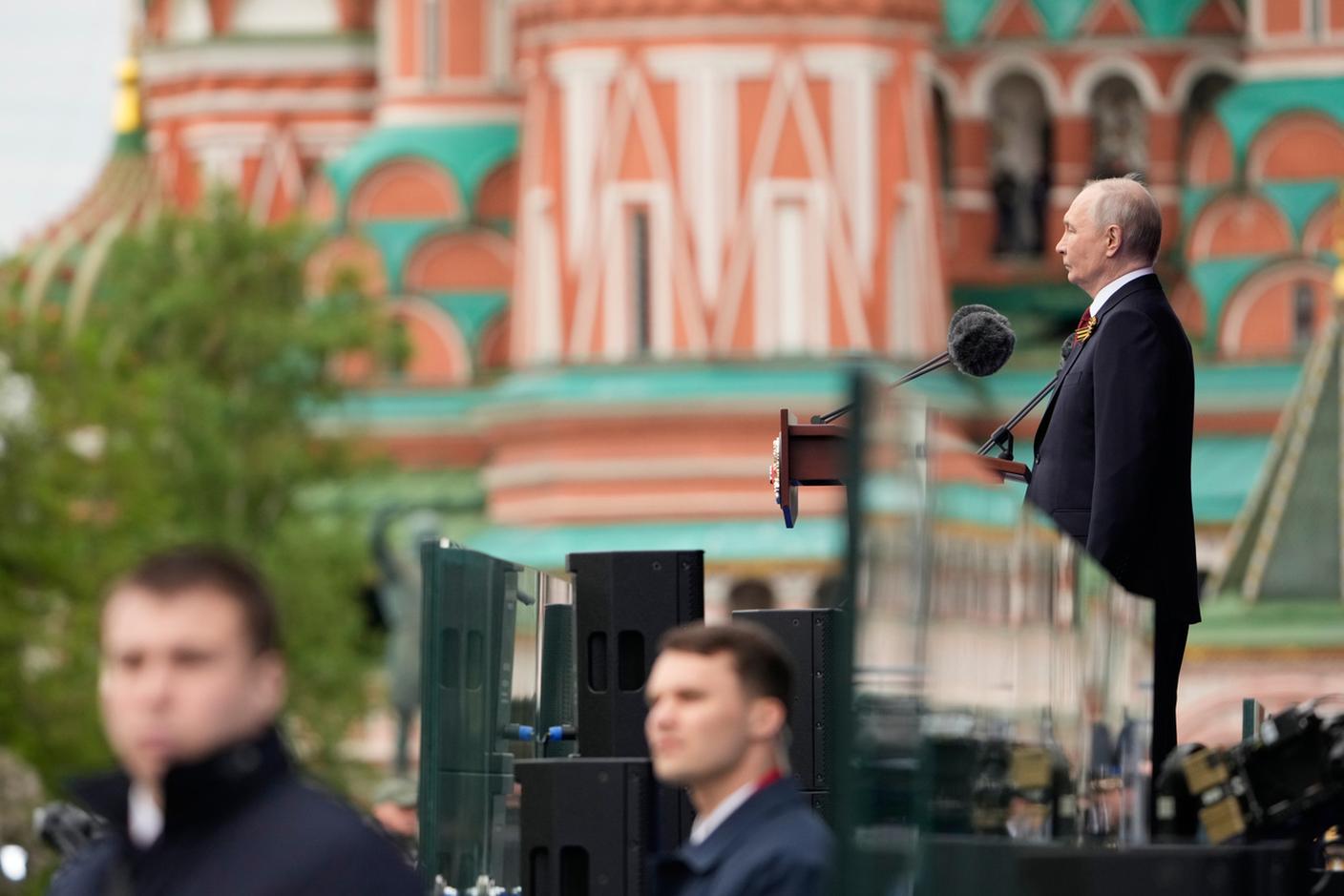 Putin il 9 maggio sulla Piazza Rossa, in occasione della parata
