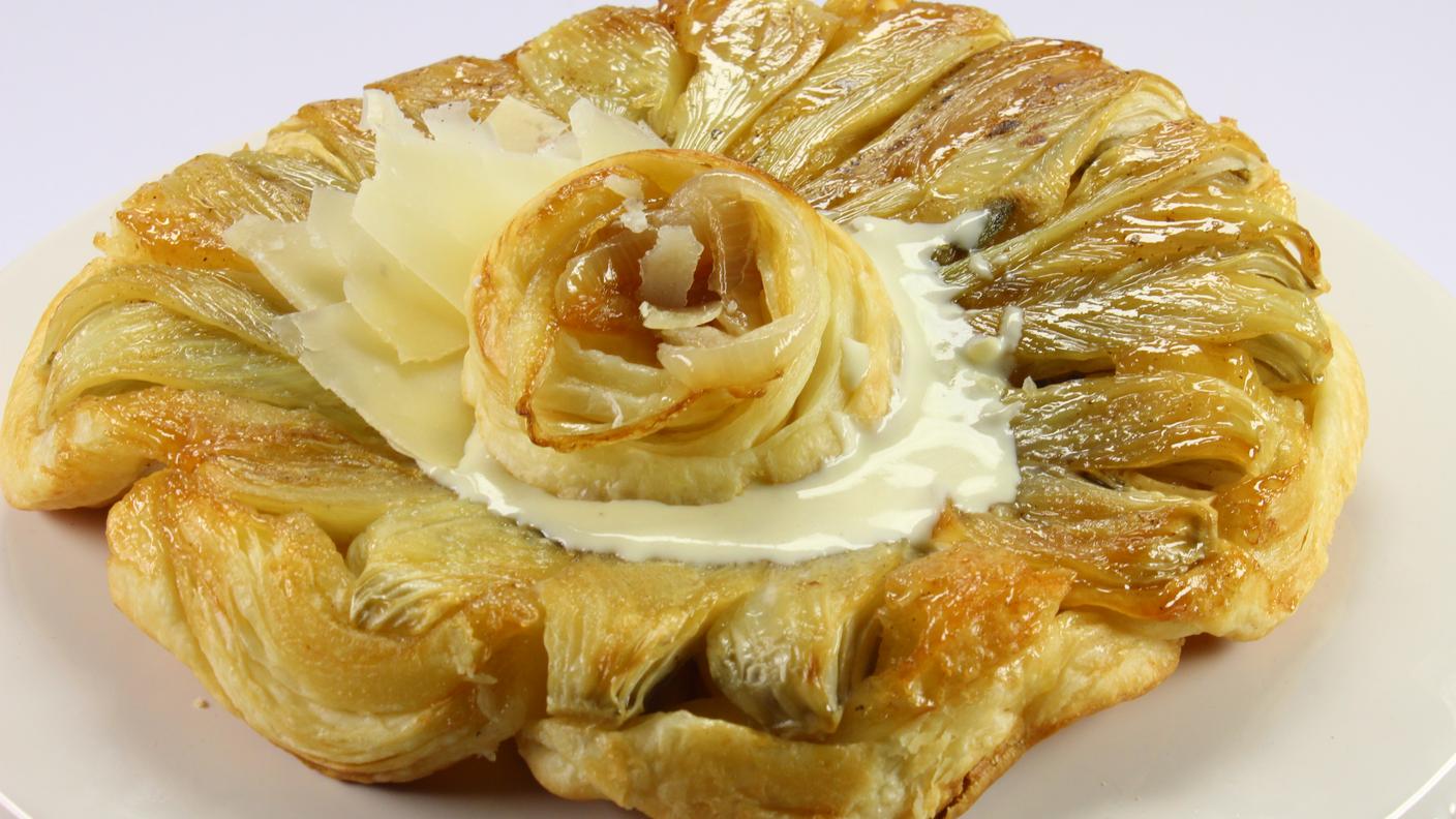 Tarte tatin salata.JPG