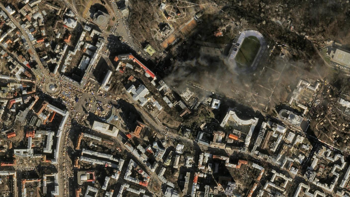 Una foto del centro di Kiev scattata dal satellite già operativo
