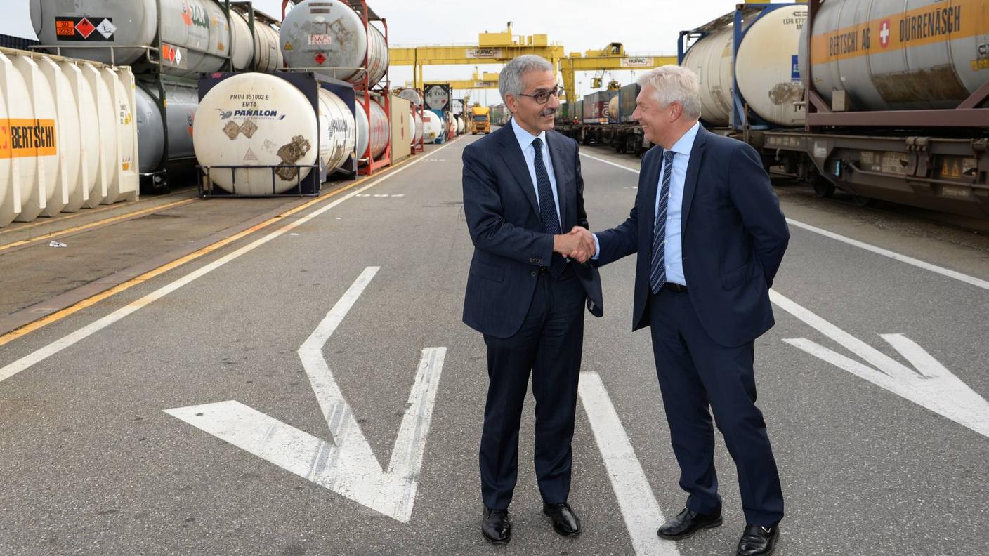 Maurizio Gentile (a sinistra) di Rete Ferroviaria Italiana e Bernhard Kunz di Hupac