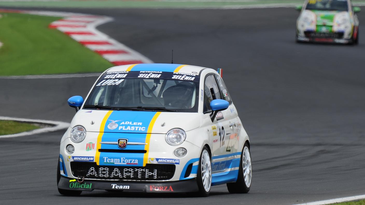 Le Abarth 695 si sono dimostrate tanto veloci quanto affidabili foto Abarth.jpg