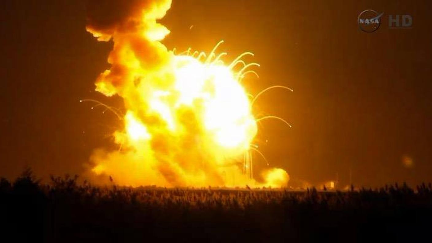 Dopo pochi secondi, tutto è andato in fiamme