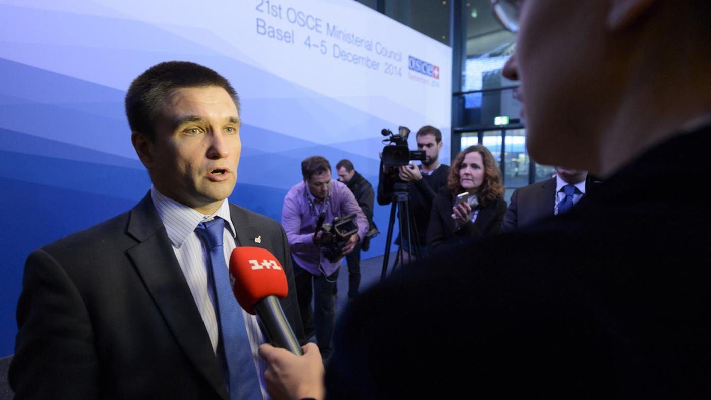 Pavlo Klimkin sotto i riflettori durante il vertice renano