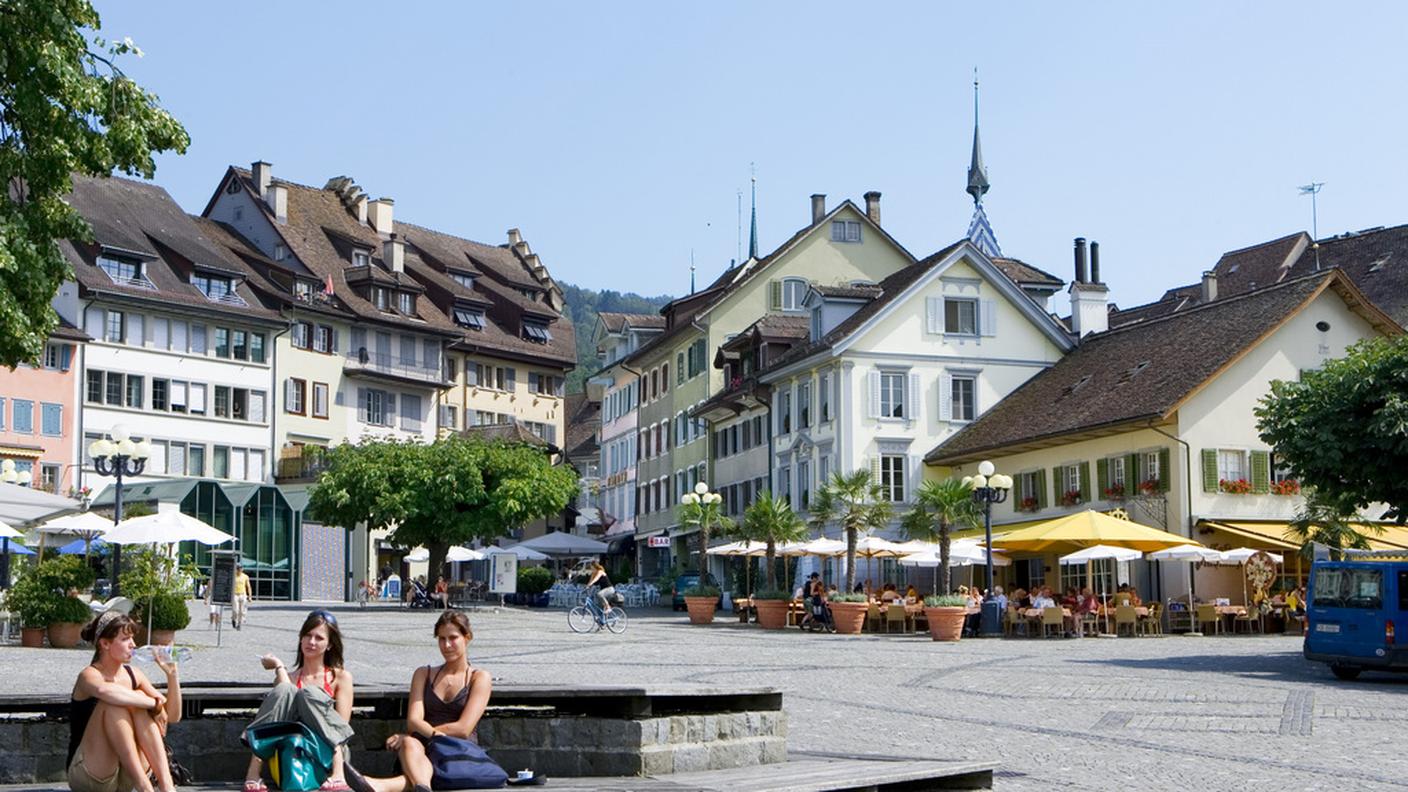La Landsgemeindeplatz a Zugo, dove si sarebbero svolti i fatti
