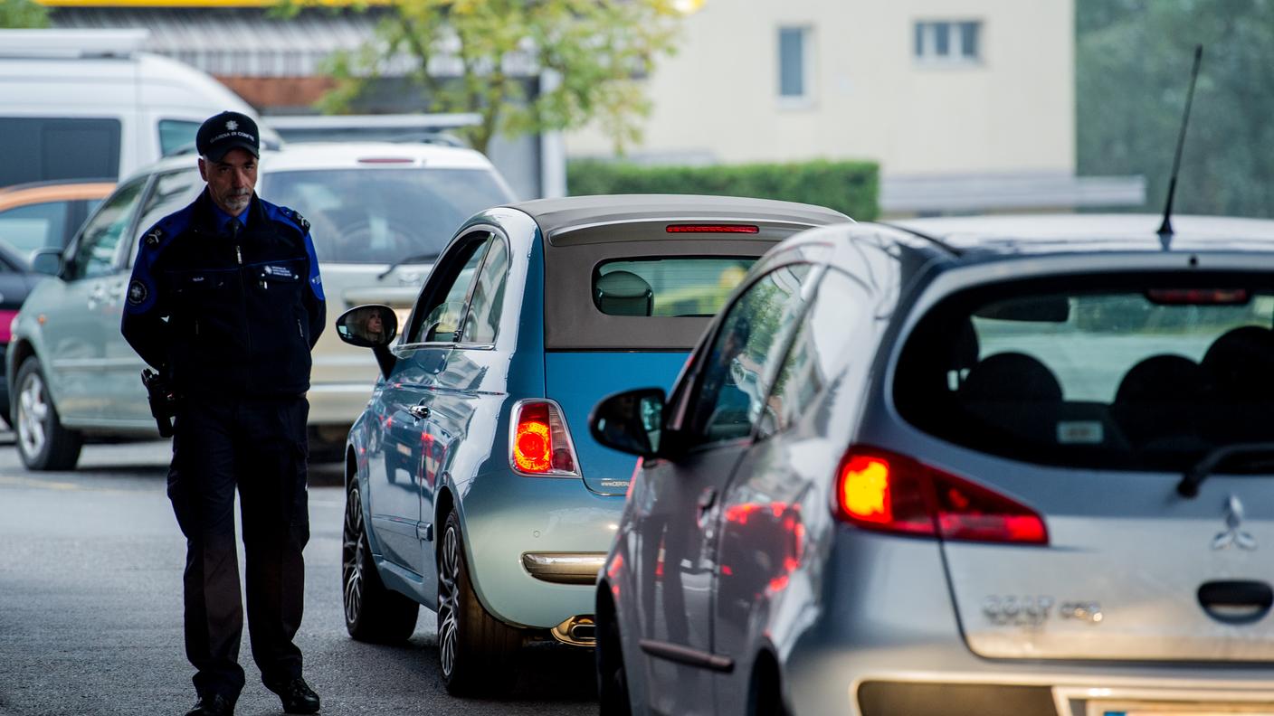 Controlli alla frontiera