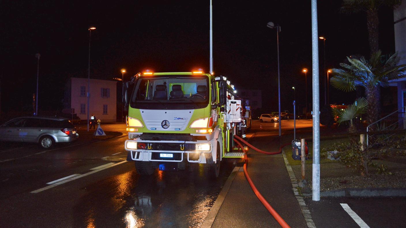 Sono intervenuti i pompieri di Caslano e di Lugano