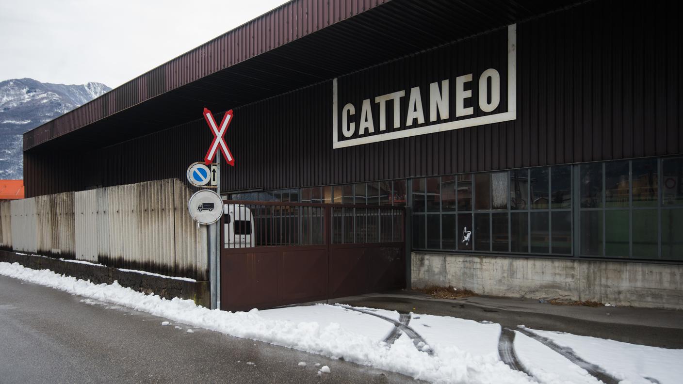 L'esterno dello stabilimento delle ferriere a Giubiasco
