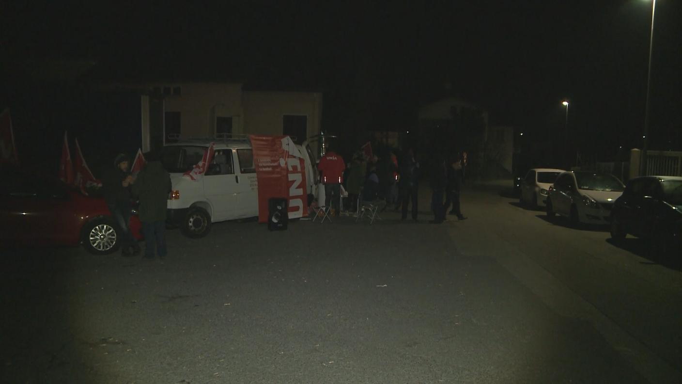 Il picchetto organizzato nella notte