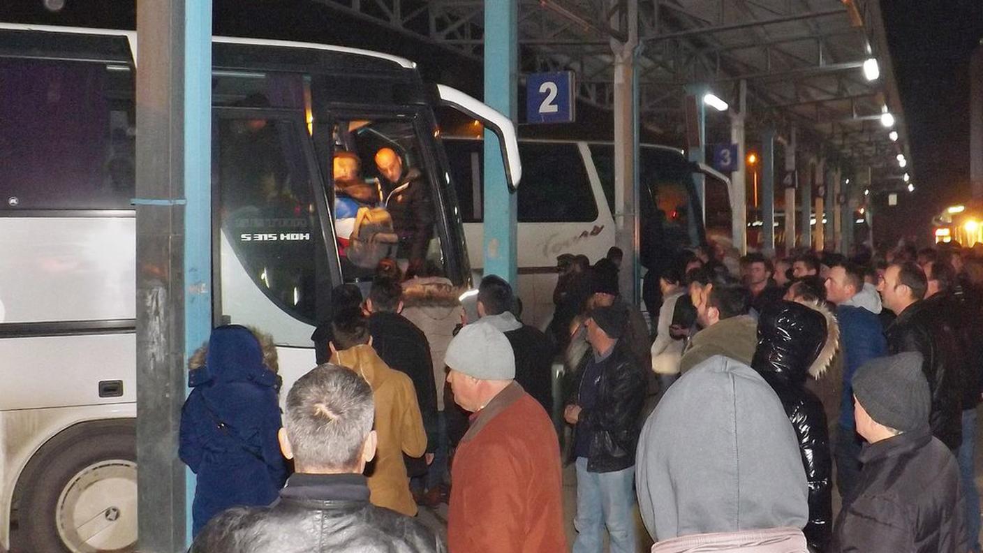 Autobus in partenza a Pristina