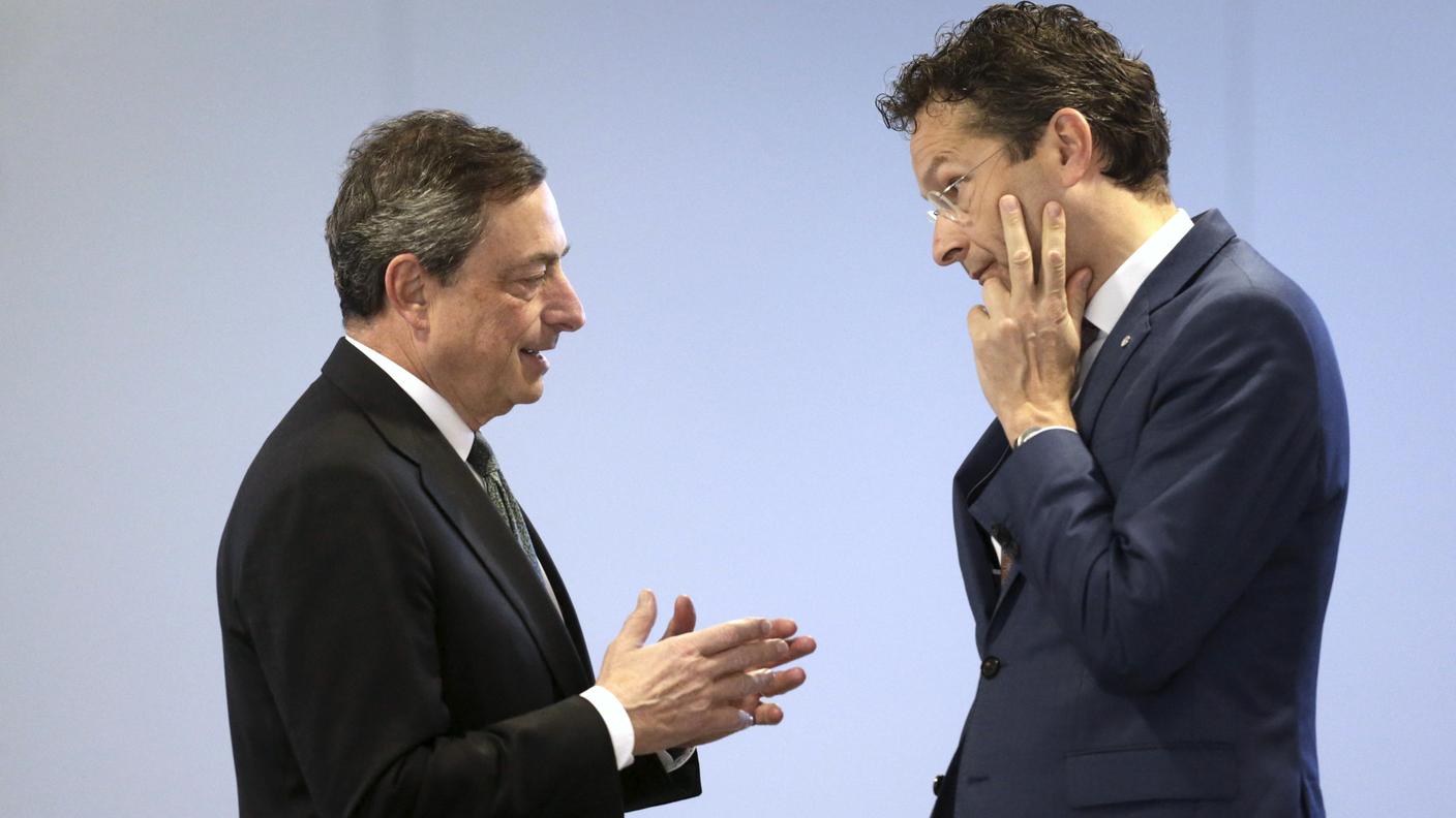 I presidenti della BCE Draghi e dell'Eurogruppo Dijsselbloem a Riga