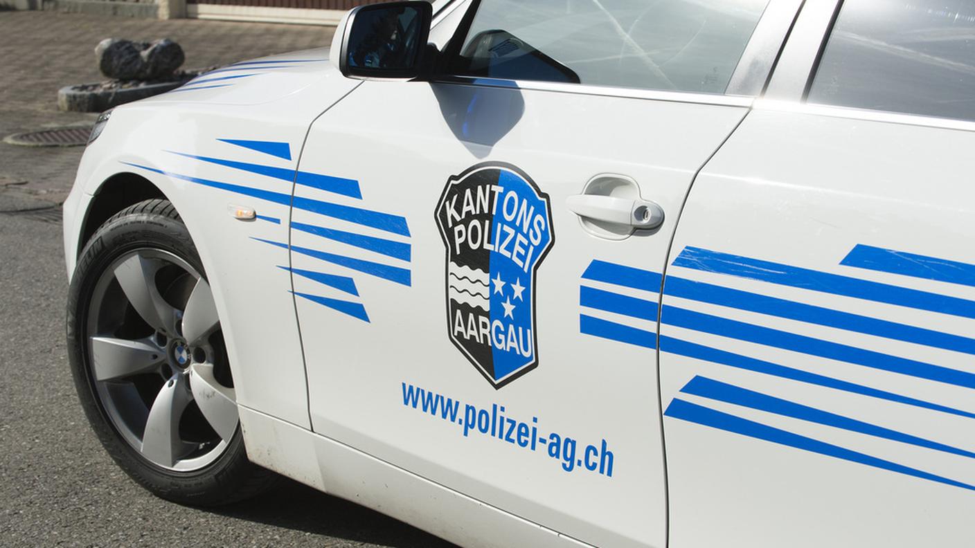 La polizia argoviese sta indagando sulla strage di sabato a Würenlingen