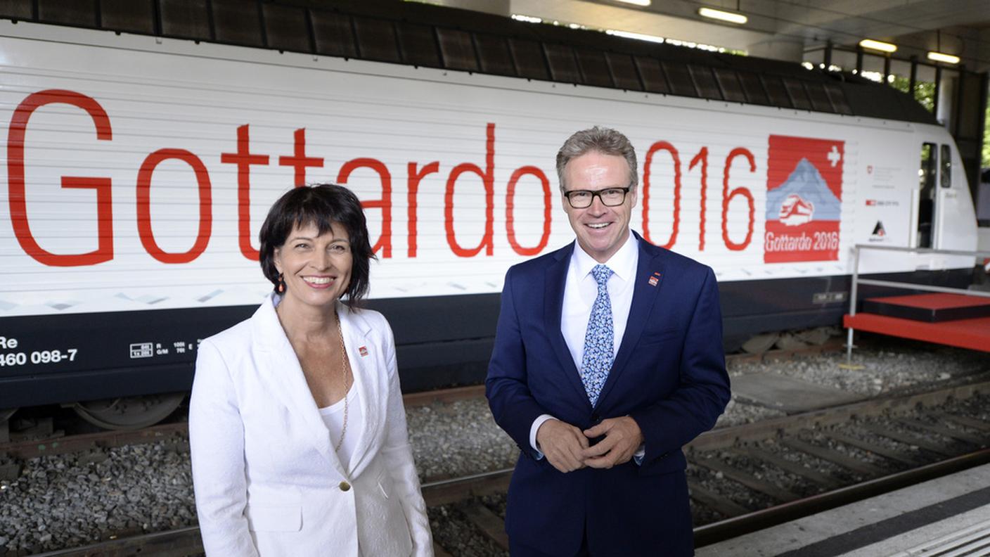 Doris Leuthard con il direttore generale delle FFS Andreas Meyer