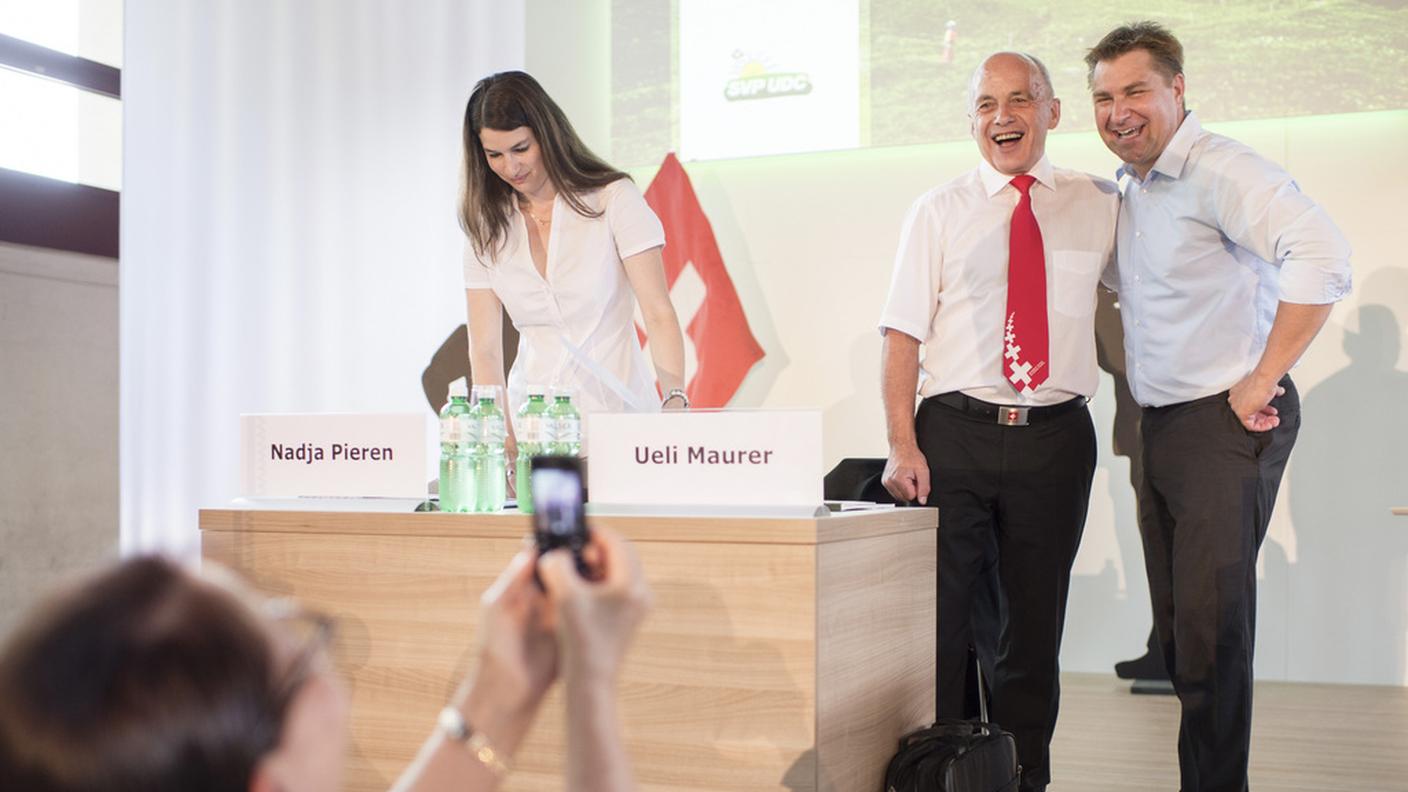 Il consigliere federale insieme al presidente del partito Toni Brunner