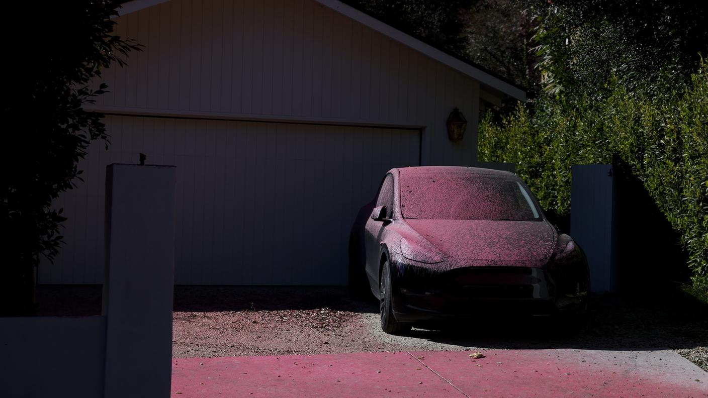 Los Angeles ricoperta da una polvere rosa