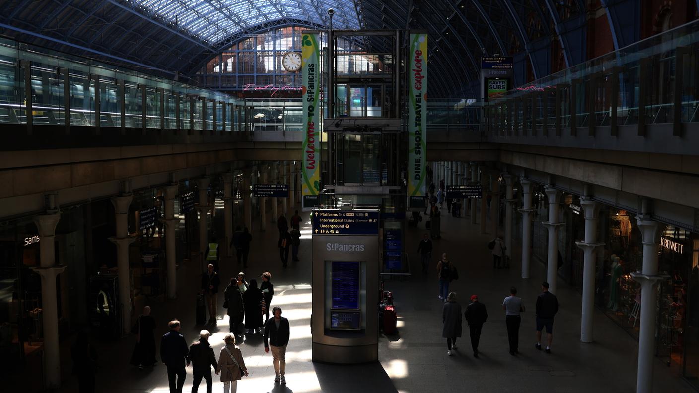 Per stabilire un collegamento ferroviario diretto con Londra, è necessario un accordo trilaterale che includa anche la Francia