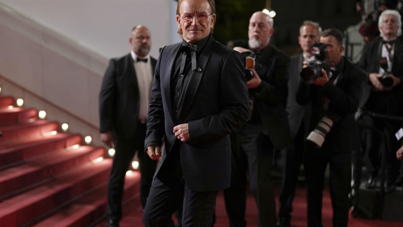 Bono sul red carpet di Cannes