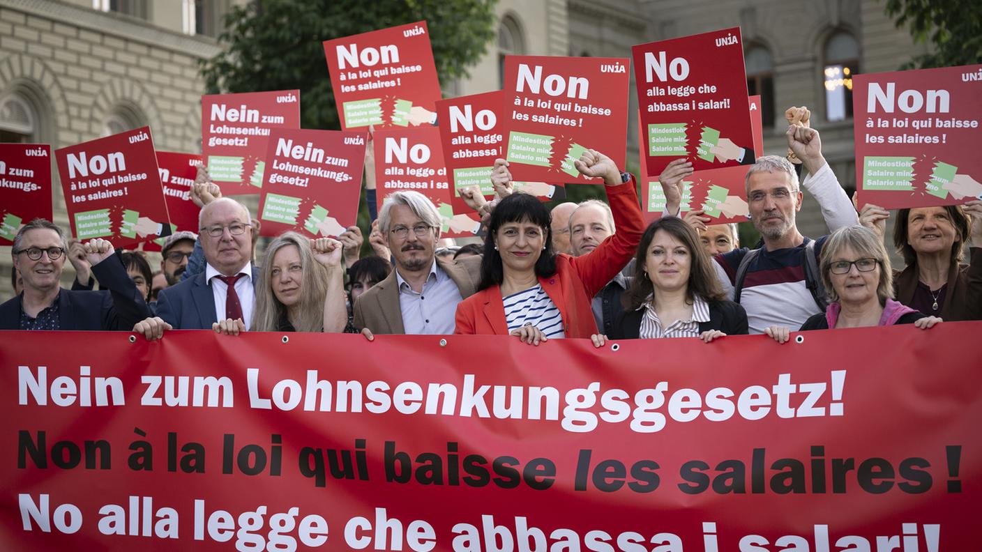 La sinistra e i Verdi liberali hanno duramente criticato la decisione.